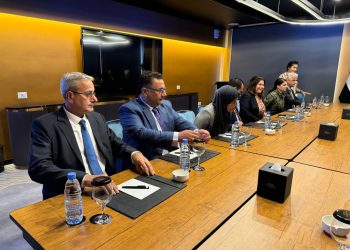 بمناخ إيجابي، انعقاد الجولة الأولى من المفاوضات بين الإدارة الذاتية الديمقراطية والحكومة السورية في دارمسوق