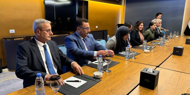 بمناخ إيجابي، انعقاد الجولة الأولى من المفاوضات بين الإدارة الذاتية الديمقراطية والحكومة السورية في دارمسوق