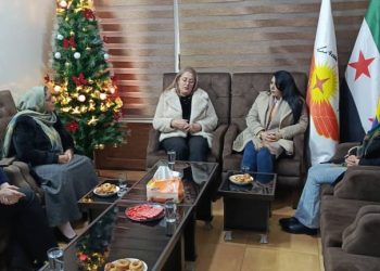 وفدٌ نسائي يزور حزب الاتحاد السرياني لتقديم التهاني بمناسبة عيد الميلاد