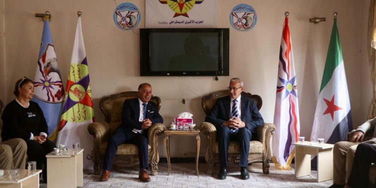 حزب الاتحاد السرياني يزور الحزب الآشوري الديمقراطي للتهنئة بعيد القيامة