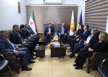 حزب الاتحاد السرياني يستقبل وفداً حكومياً يترأسه مسؤول الهيئة السياسية في الحسكة