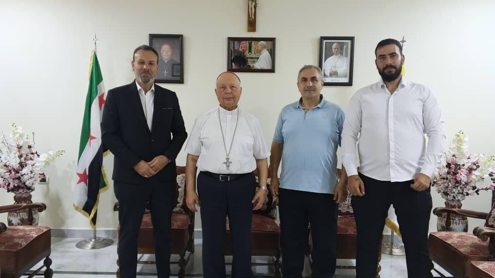 وفد من حزب الاتحاد السرياني يزور المطران حنا جلوف في حلب