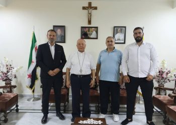 وفد من حزب الاتحاد السرياني يزور المطران حنا جلوف في حلب